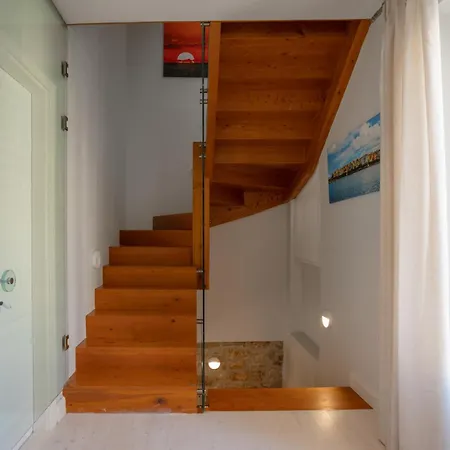 Ionea House
