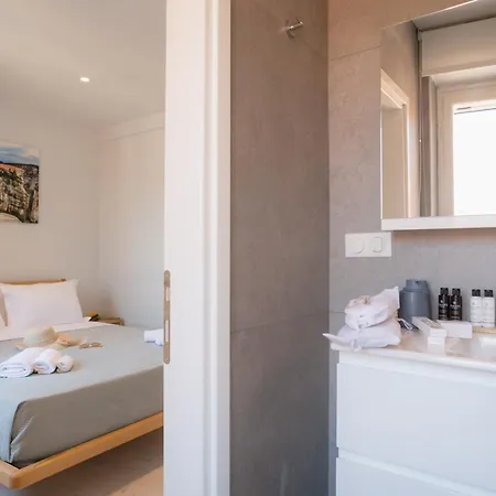 Ionea House