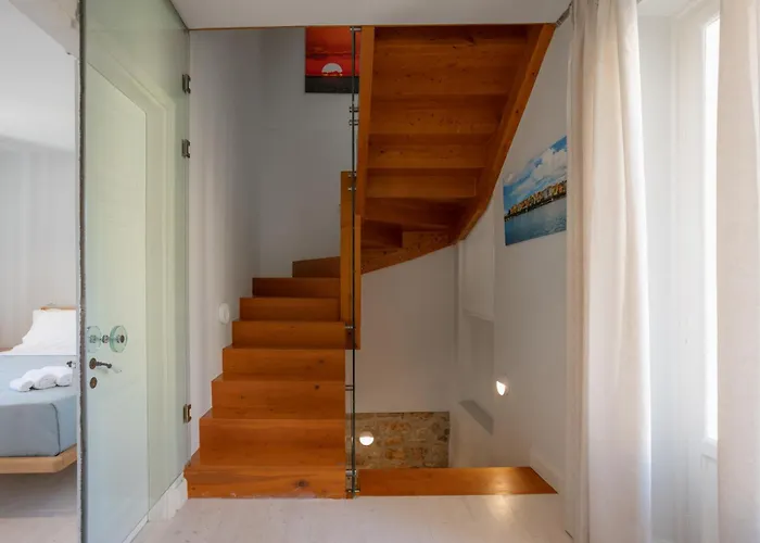 Ionea House